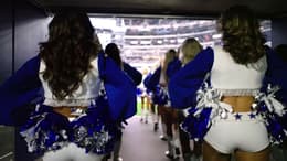 America's Sweethearts: Dallas Cowboys Cheerleaders