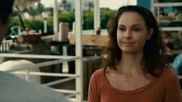 Dolphin Tale